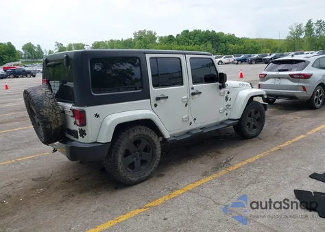 2012 Jeep Wrangler Unlimited Sahara из США, поврежденный, VIN 1C4BJWEG5CL180898